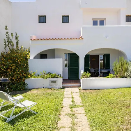 Centralgarve - Excellent & Peaceful In The Center Of *